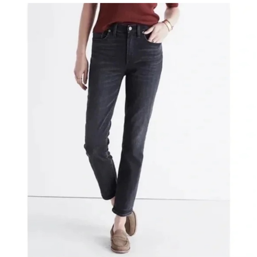 Madewell Cruiser straight jeans in black. Worn a lot- well broken in!